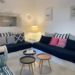 La Maison D'helene بيت للعطل ناوسا