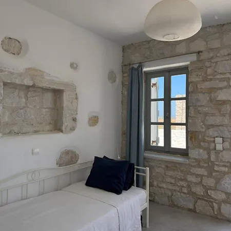 La Maison D'helene Náusza
